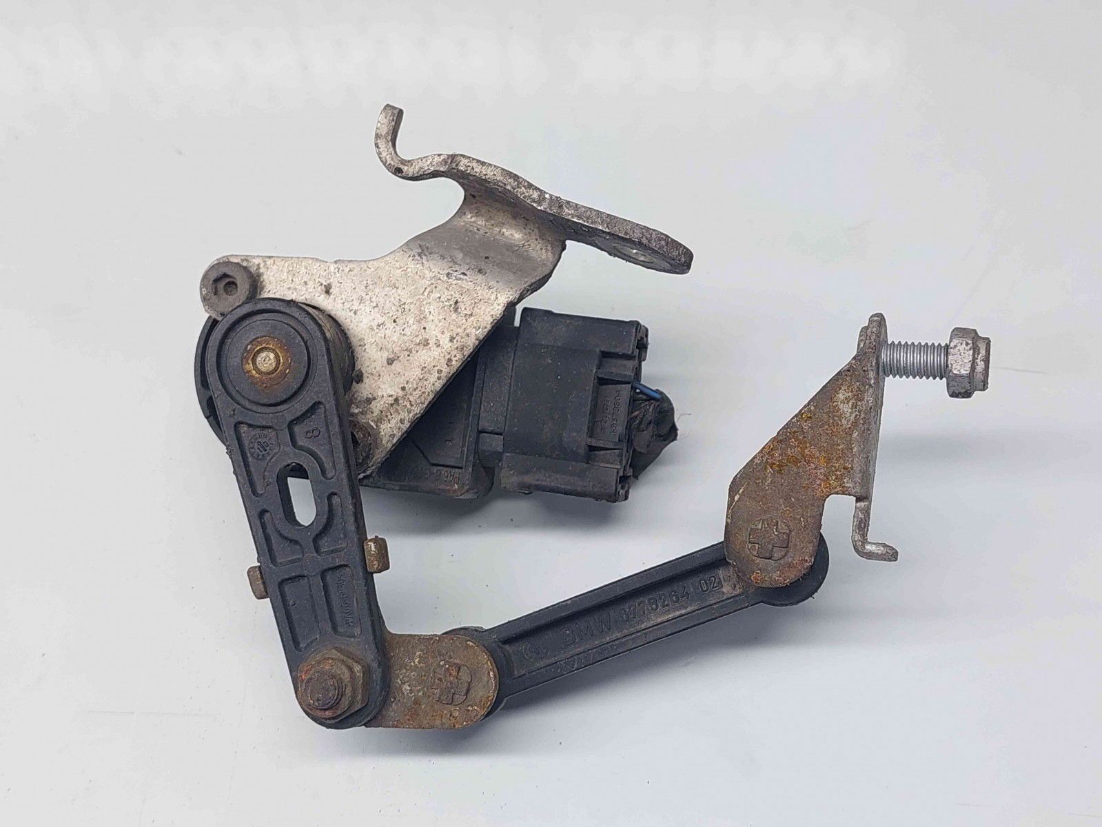 Senzor nivel balast dreapta fata Bmw 5 (F10) [Fabr 2011-2016] 6784072