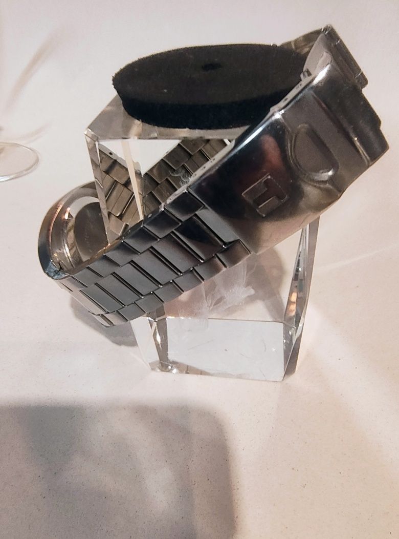 Часовник Tissot Chronograph Swiss
