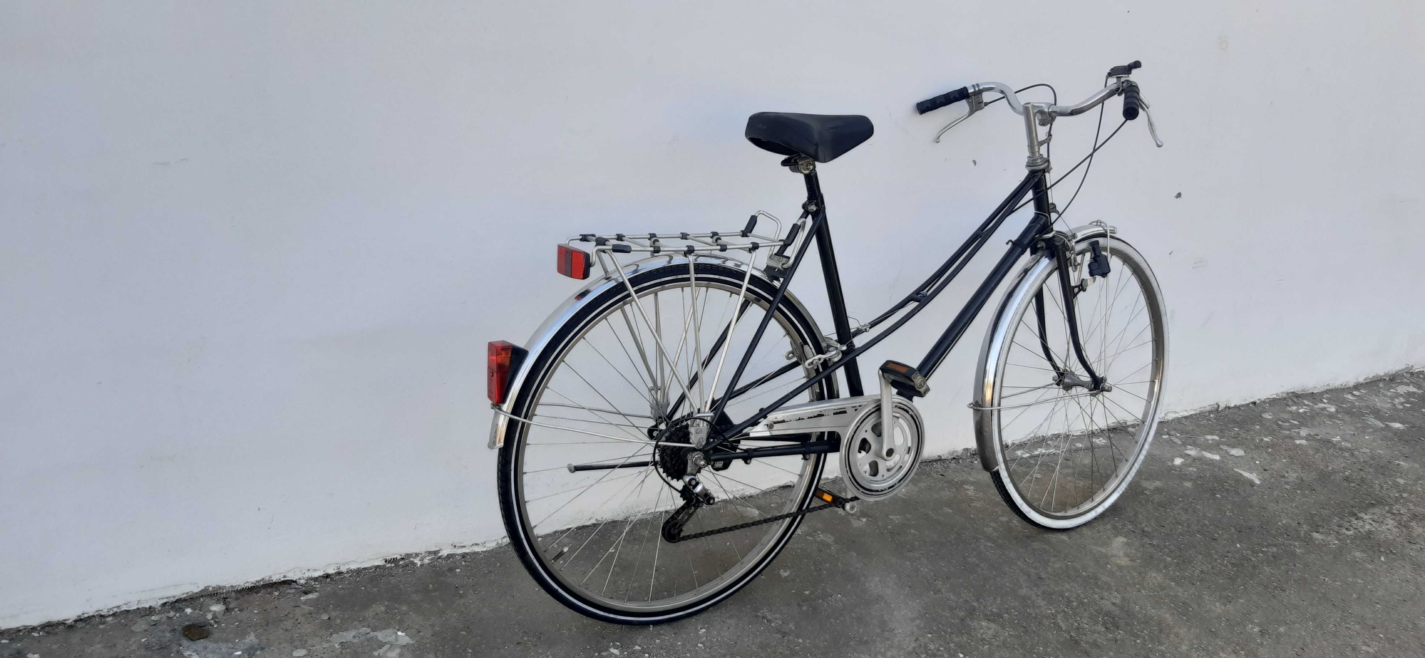 Bicicleta de oras de femei cu roti de 28 inch