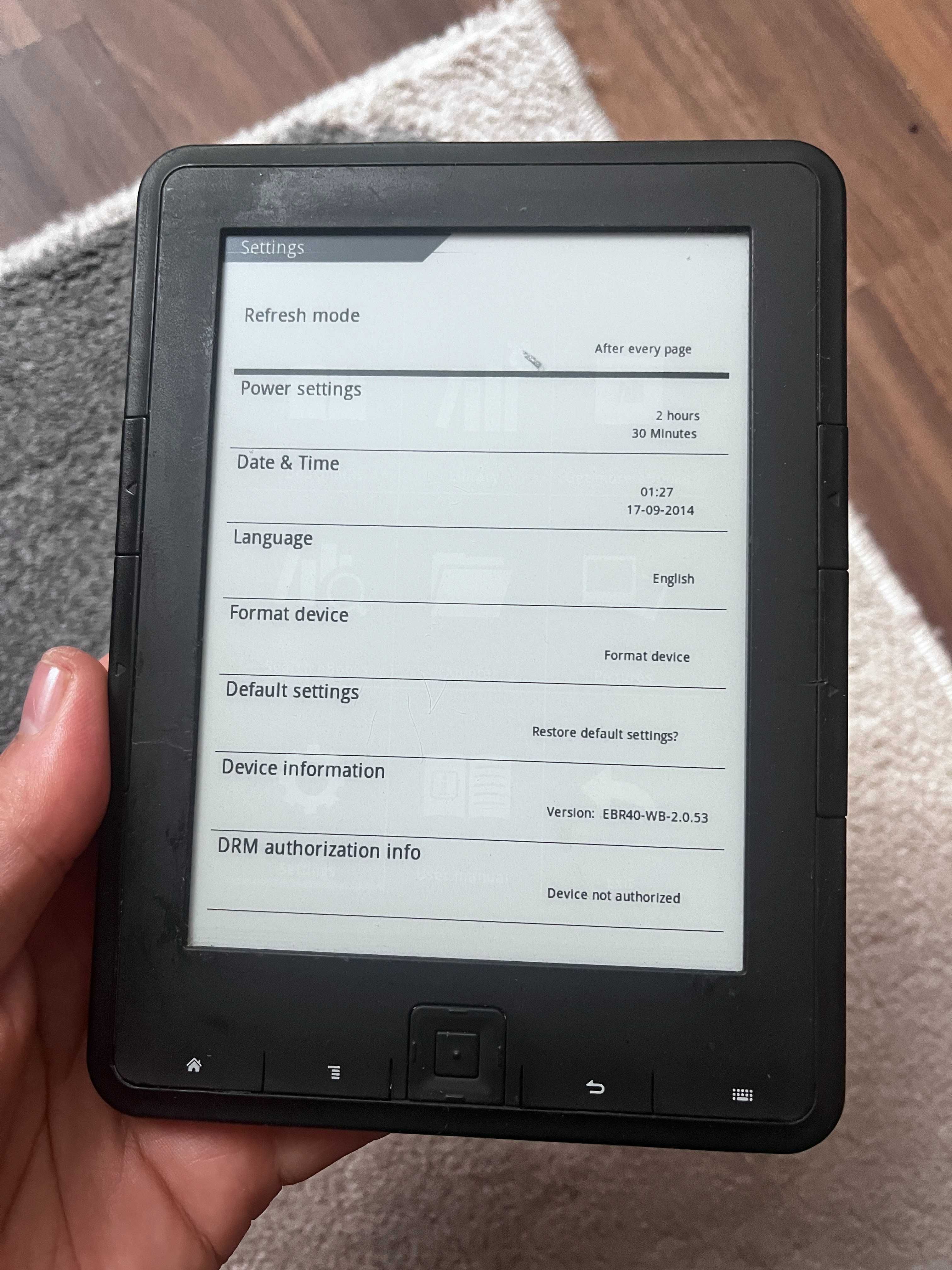 Ebook Reader TrekStor cu 740 de cărți în limba română