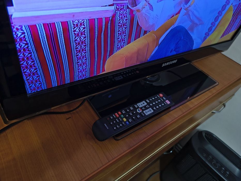 Tv Samsung led 32 inci full HD