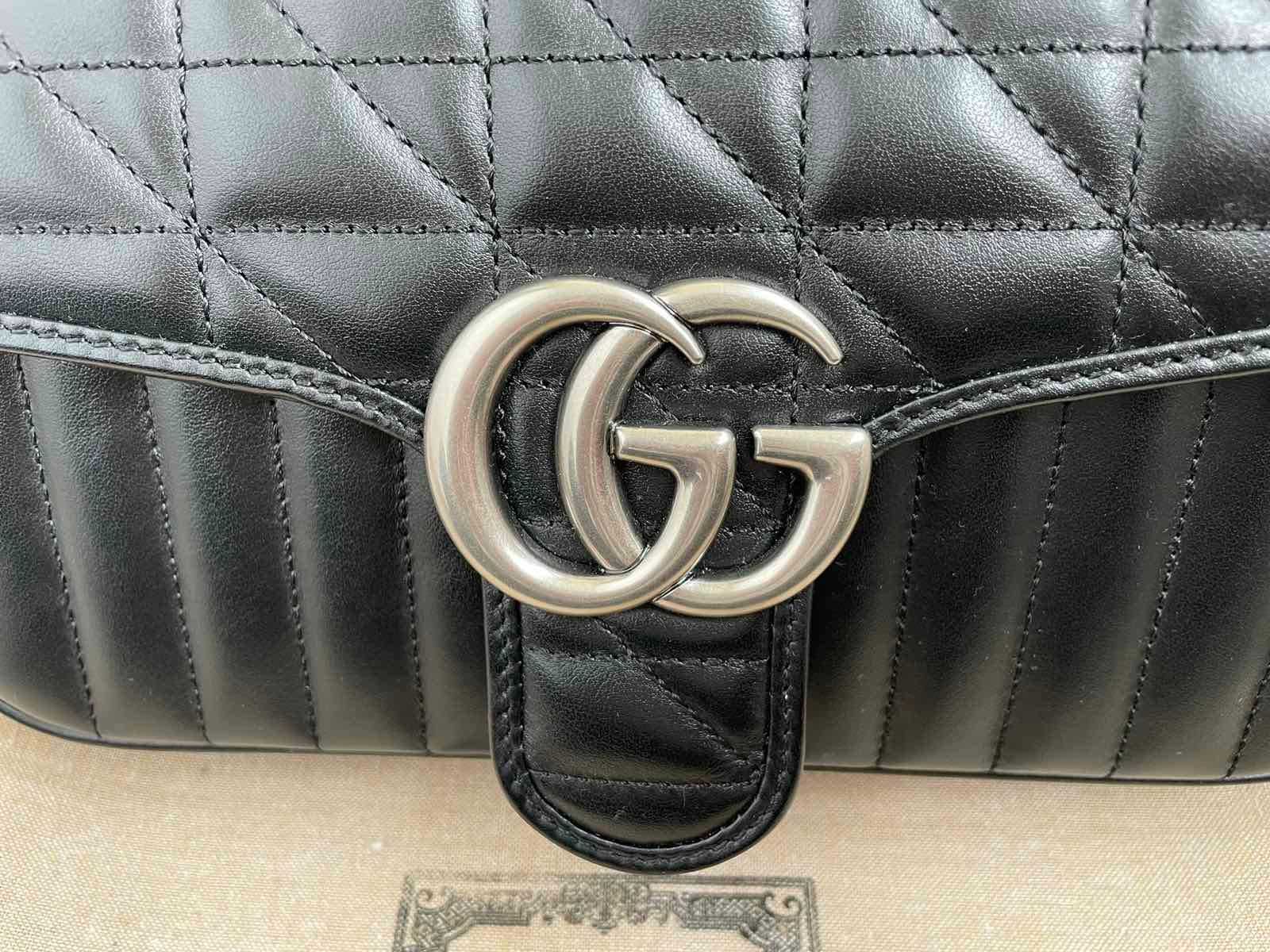 Geantă Gucci din piele neagră originală Gucci Marmont, mâner și lanț