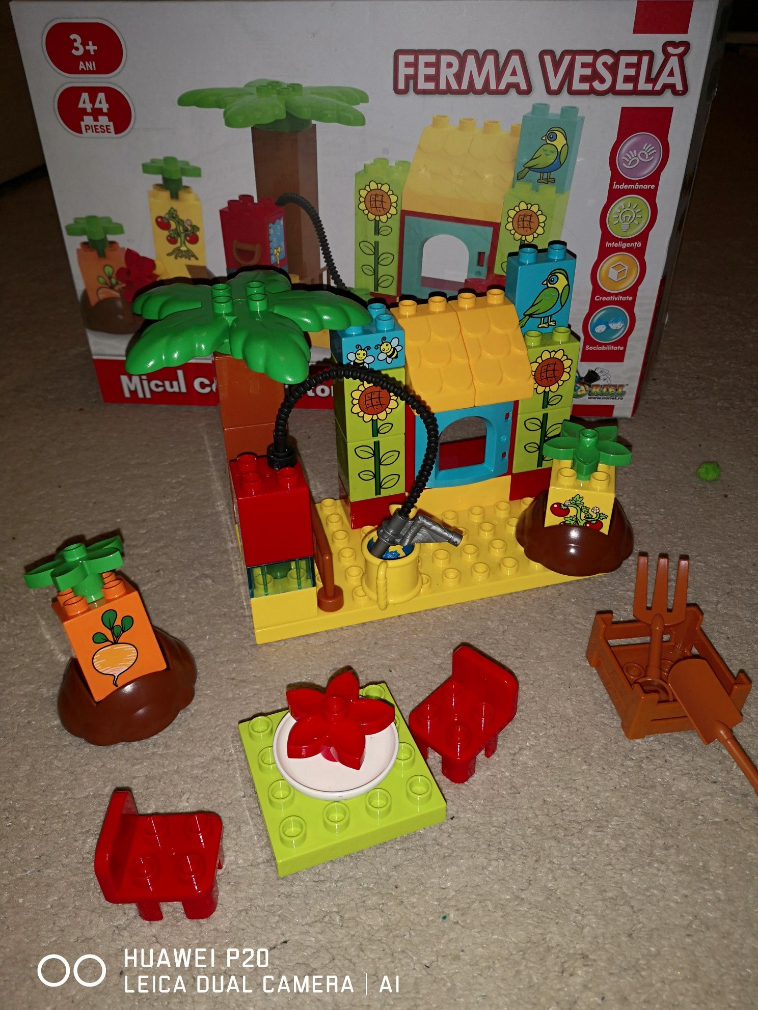 Micul constructor Lego Ferma veselă