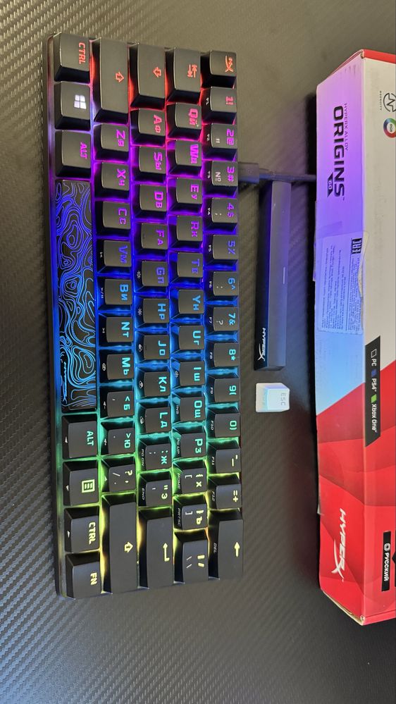 Продам клавиатуру Клавиатура HyperX Alloy Origins 60 черного цвета