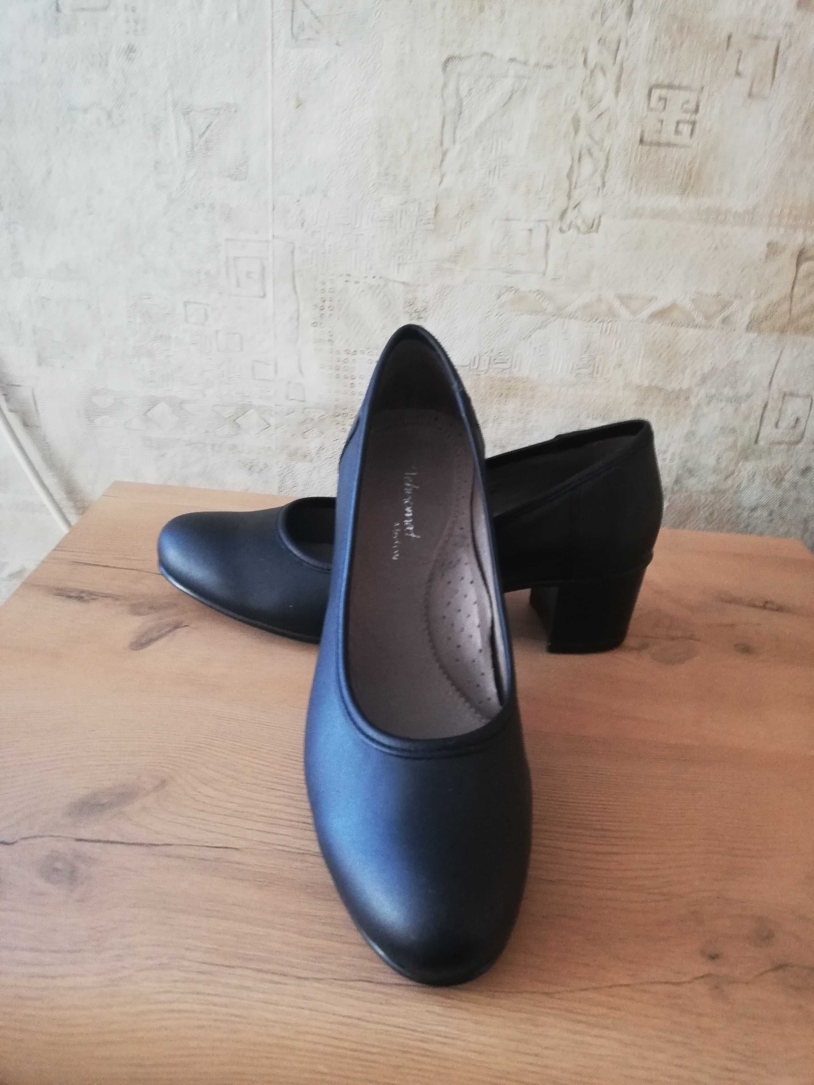 Черни нови дамски обувки  №41