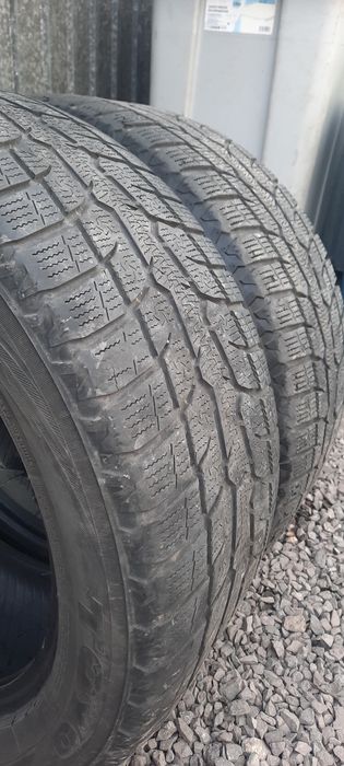 Автошины зимние  R/18/245/50 TOYO