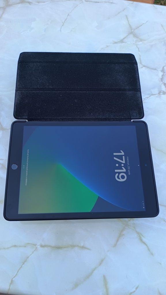 iPad 9 - 64 GB - Wifi foarte îngrijita