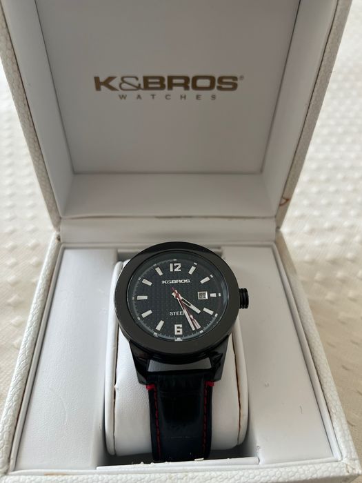 Мъжки стилен часовник K&BROS