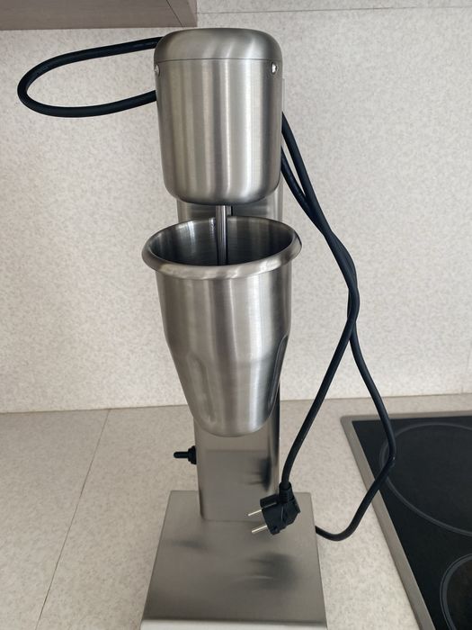 Профессиональный шейкер для коктейлей