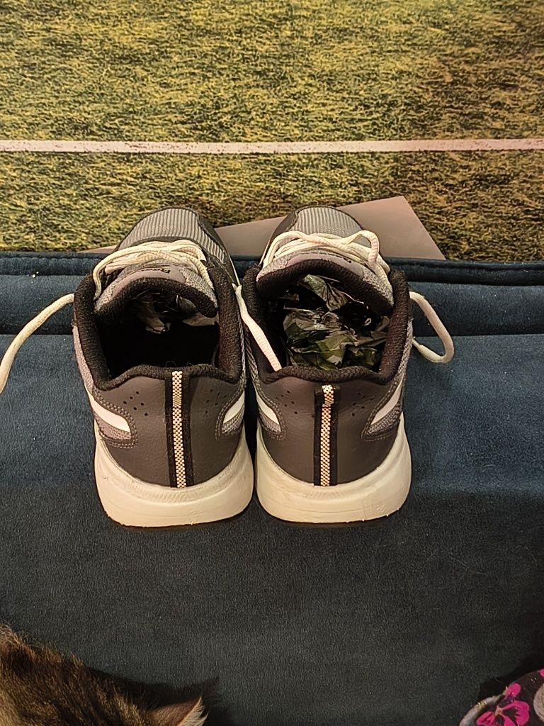 Маратонки reebok 39 номер