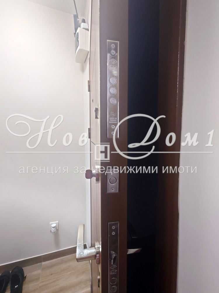 Продава се Тристаен апартамент в София, Изток - 70 кв.м за 3143 €/кв.м - Снимка #9
