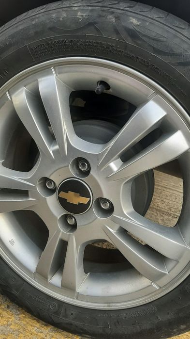 Diska sotiladi nexia 3