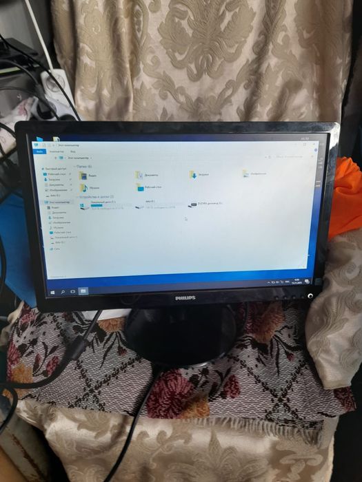 Монитор Phillips