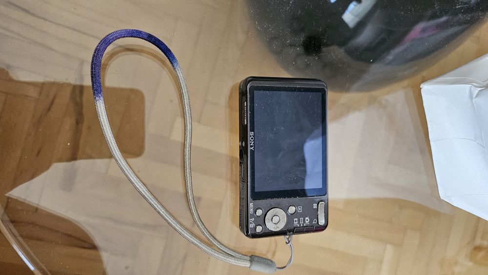 Телефони за части