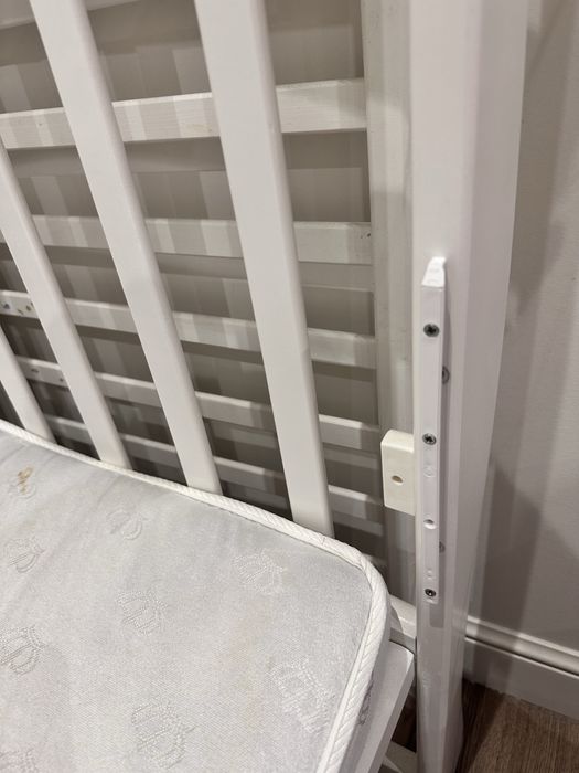 Манеж с матрасом