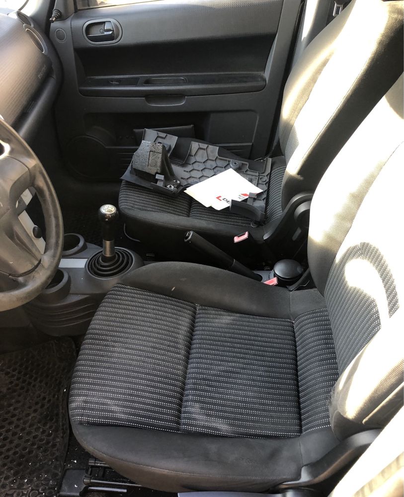 Mitsubishi colt 1.1 и 1.3 i на части