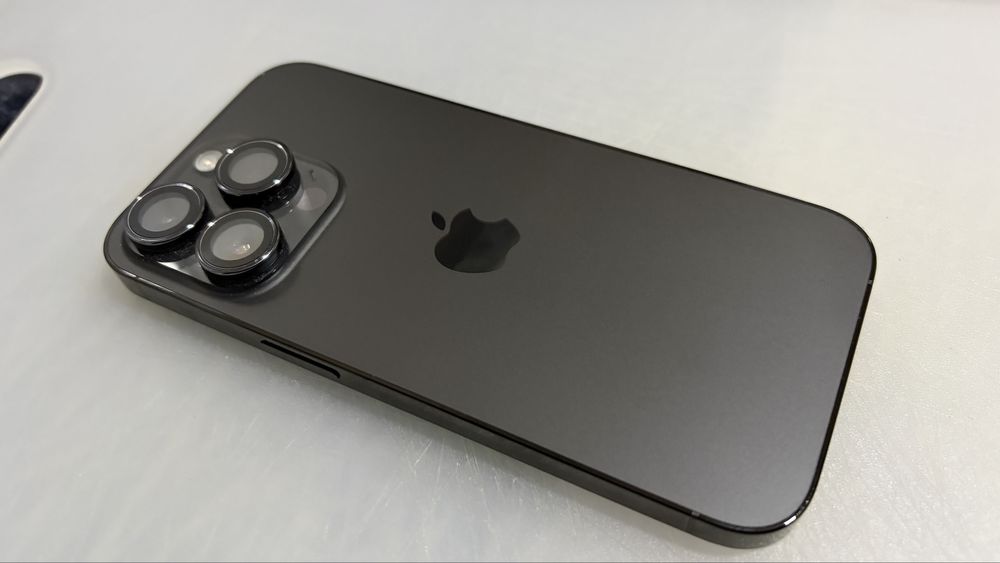 Vand Schimb Iphone 14 Pro.