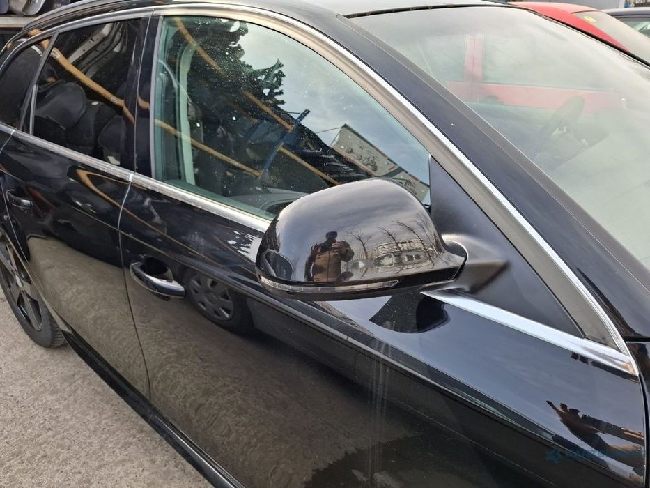 Dezmembrez AUDI A4 IV Avant 8K5, B8 2009 2.0 TDI CAGA 105KW|143HP