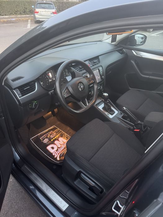 Vand Skoda Octavia 3 din 2016 automat DSG
