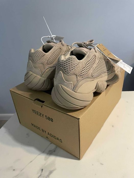 Vând Adidas Yeezy 500 Taupe Light (2021)