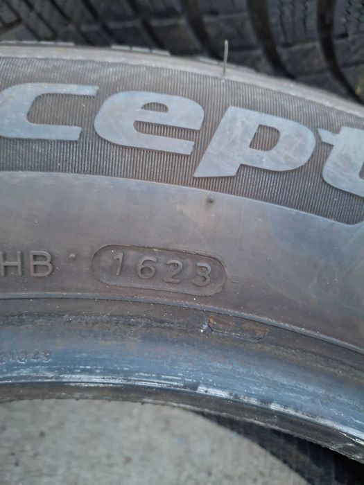 2бр. зимни гуми 205/60/16 Hankook като нови DOT 1623