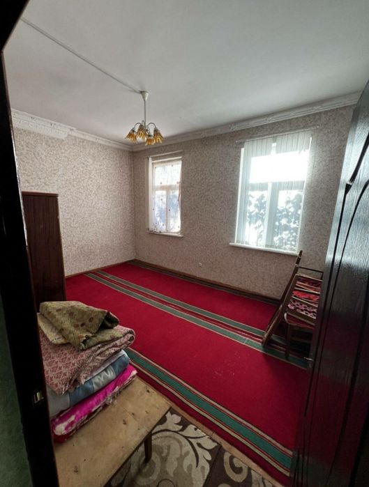 Талабага Студентга Беруни метро Орзу 1 хона 50 кв метр