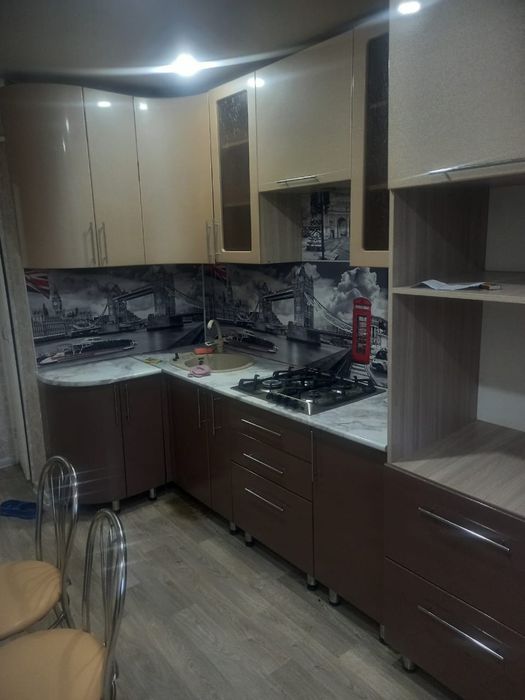 Сдам квартиру трёхкомнатную