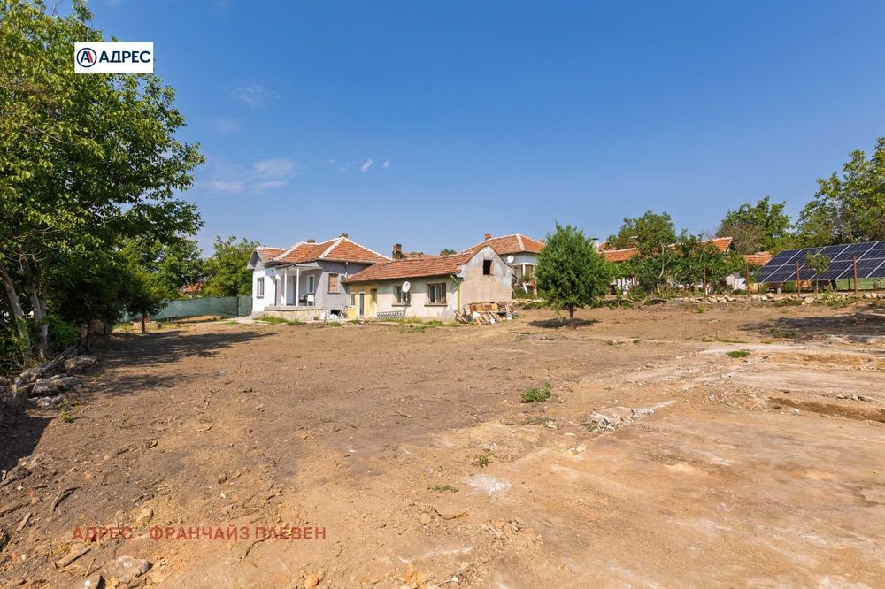Къща в Плевен, област-гр.Долна Митрополия площ 138 цена 209000