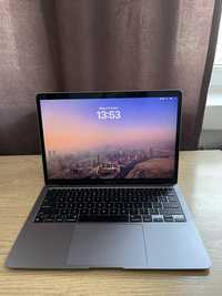 MacBook Air 13 (2020), 8gb RAM 256 gb SSD . Макбук Эир 13 (2020)