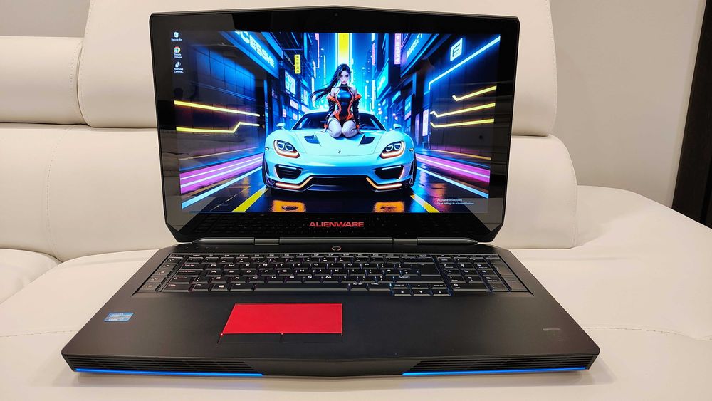 Laptop gaming ALIENWARE ,intel core i7- video nvidia  ,17,3 inch touch