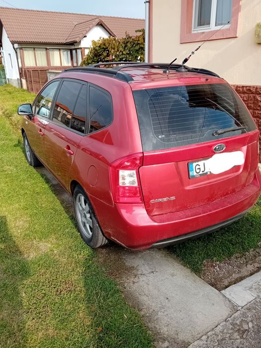Kia Carens, 2009, în stare foarte bună