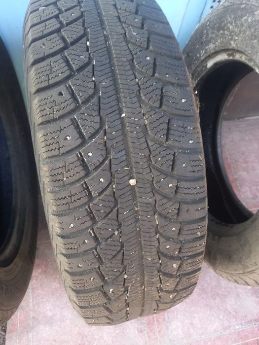 Продам зимнюю резину