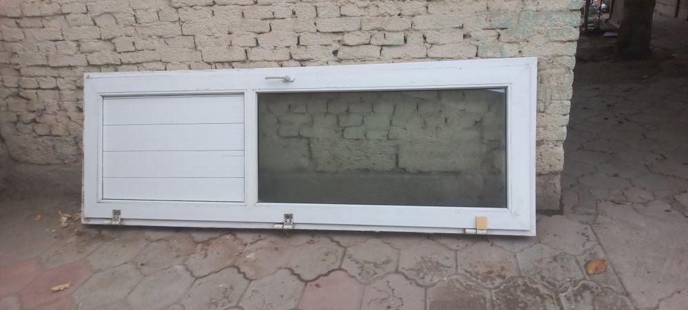 Пластик   дверь и за  25000  тг