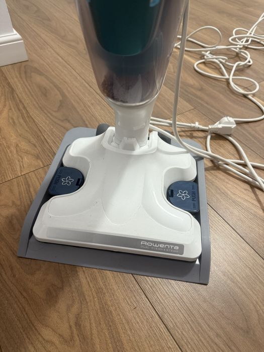Aspirator Rowenta cu abur 2 in 1