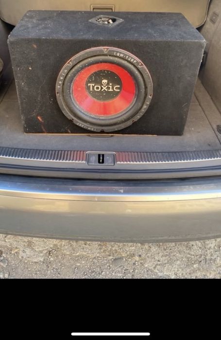 Toxic TSW-120F — 12-инчов бас в кутия