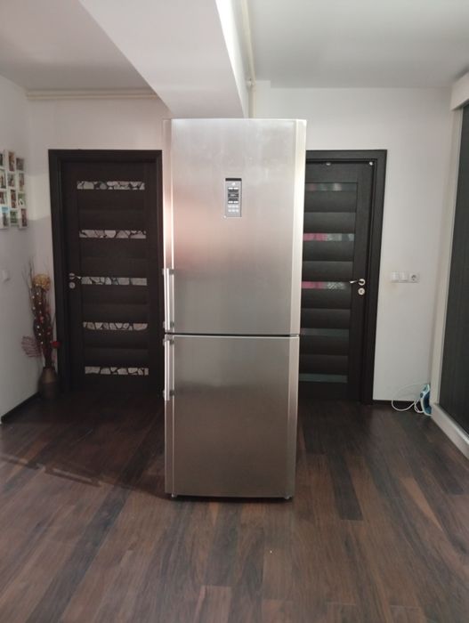 Combina frigorifica artic hotpoint