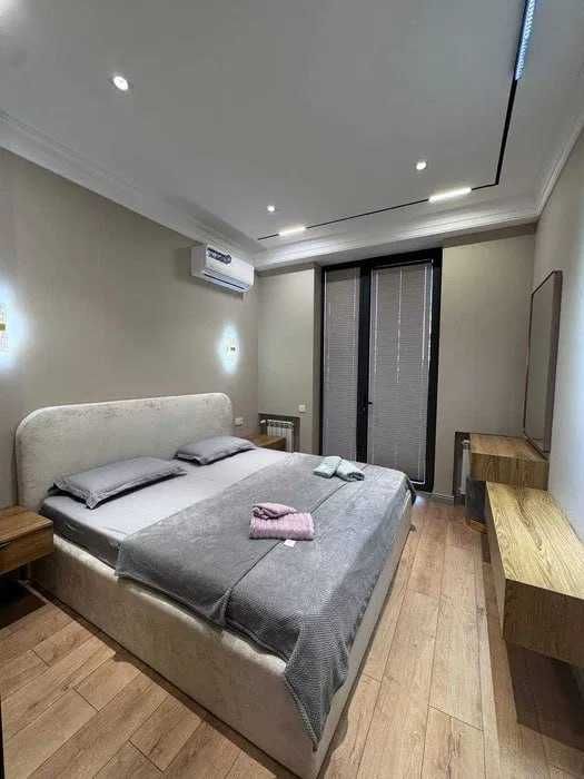 Chilonzor 16da 3xonali uy Ijaraga  beriladi Metro chilonzor  454*