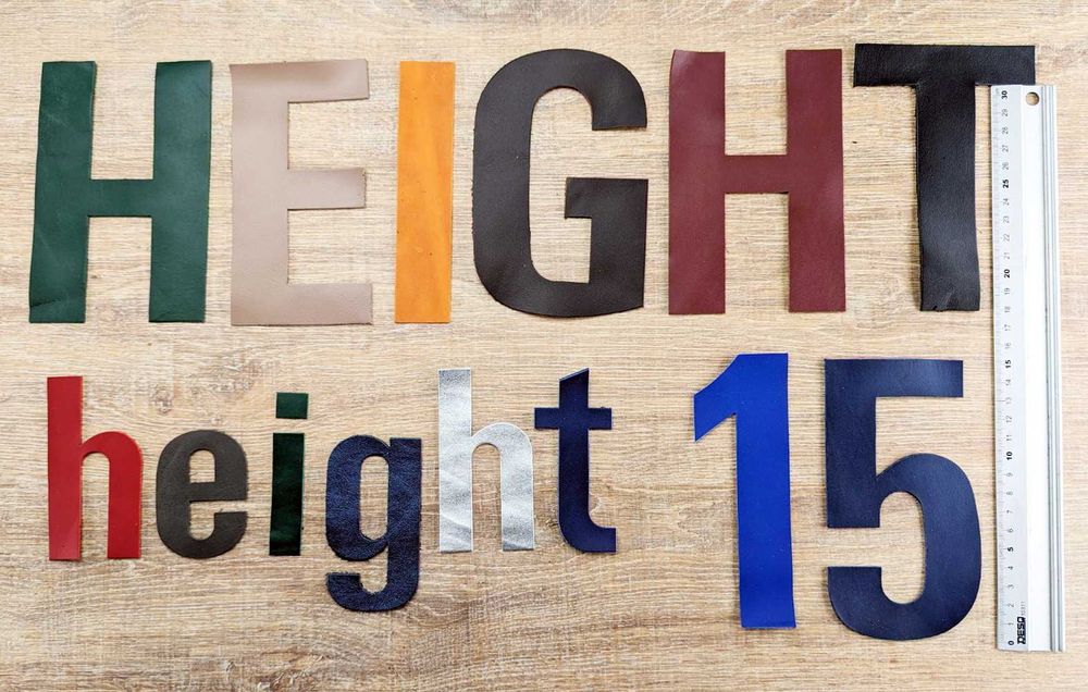 Litere si cifre din piele naturala, regenerata sau ecologica