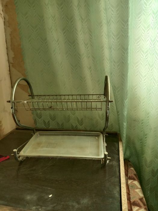 Продаю сушилку для посуды. В хорошем состоянии.