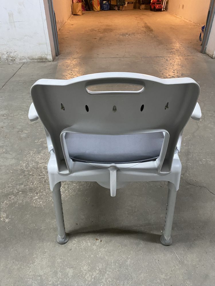 Стол с гърне за възрастни Etac Swift Commode