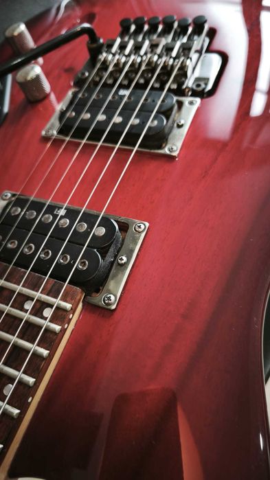 Chitara electrica IBANEZ S520 Blackberry Sunburst