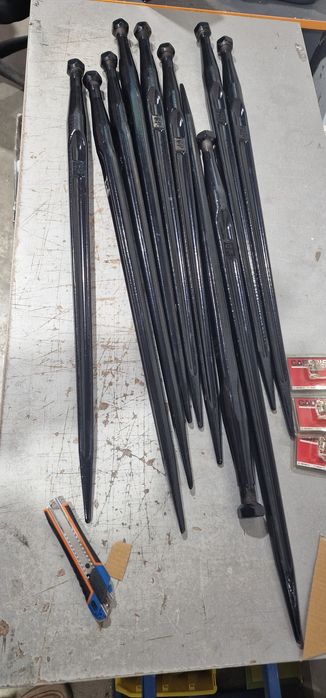 Dinti furca gunoi furca baloti 80 cm preț 168  lei bucata se poate tri