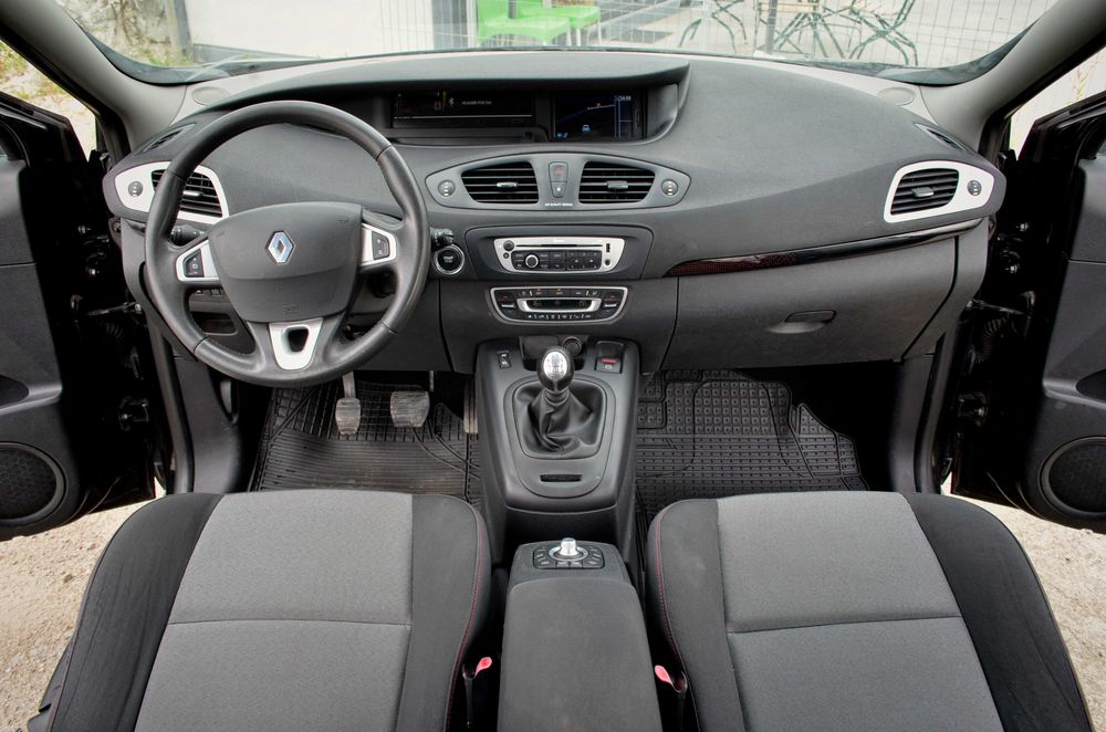 Renault Scenic 3 Facelift 2012 1.5 DCI 110CP - Euro 5 - Navigatie
