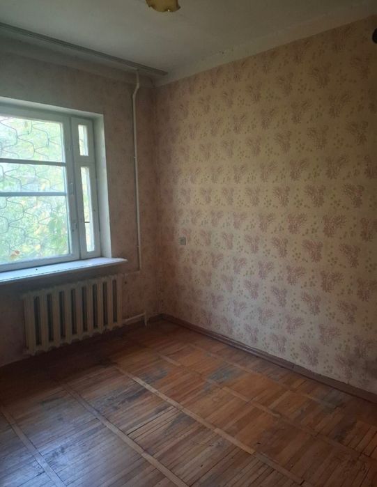 Кадышева 3комн 1этаж балк 2×6м кирпич 77я серия комнаты раздельные