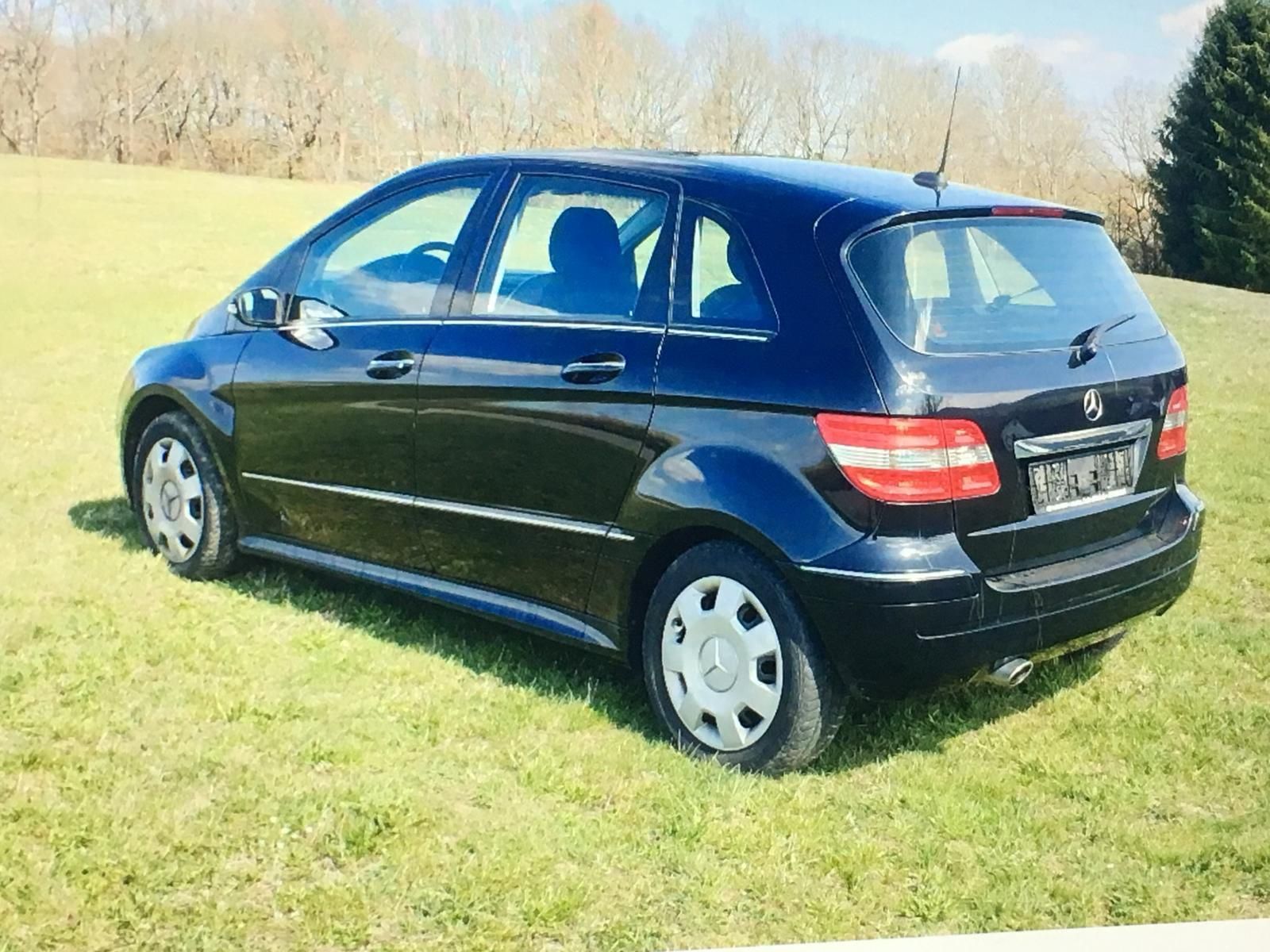 Dezmembrez Mercedes B clasa 2.0 diesel