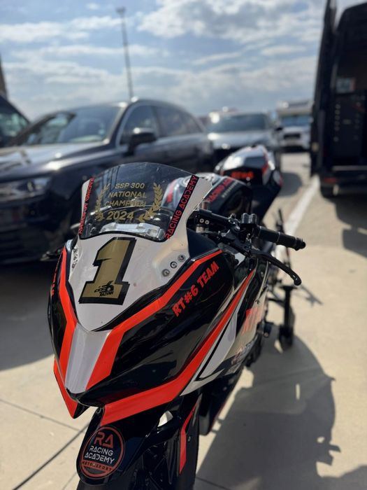 Kawasaki  400 pregatit pentru circuit de MSS PERFORMANCE