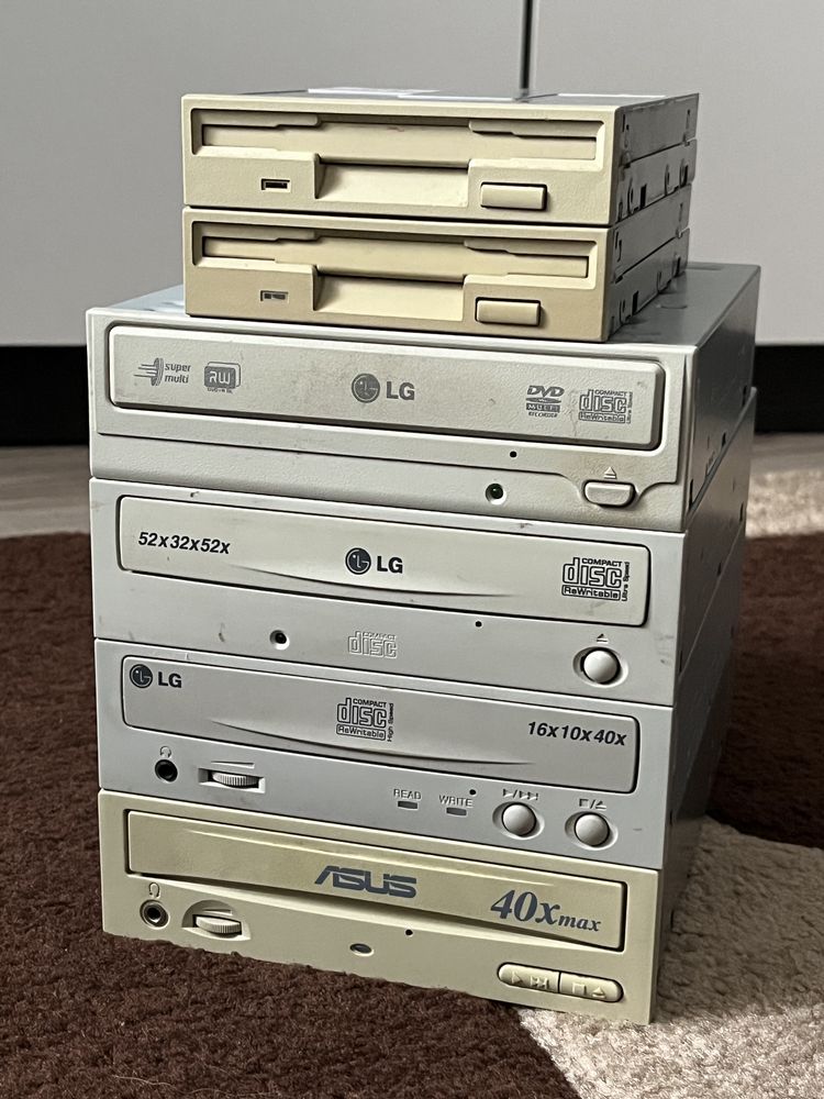 Unitati optice vechi pc - CD / DVD / Floppy
