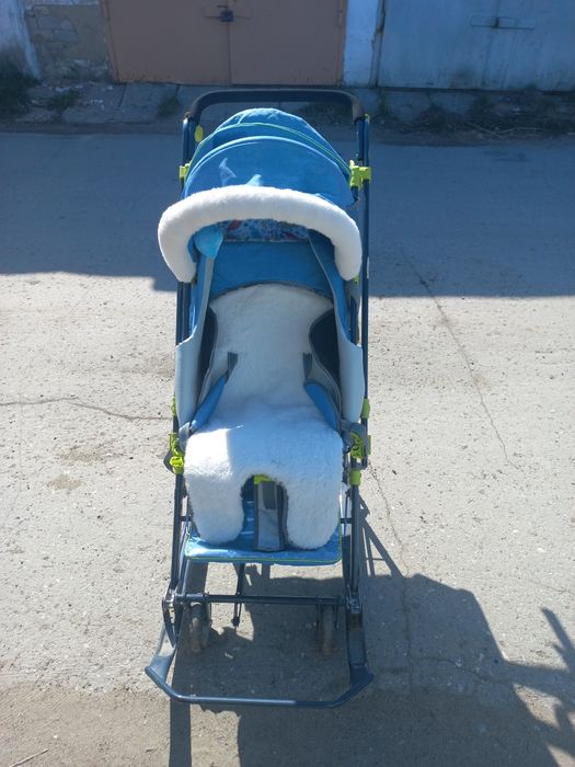 Продам санки  ..