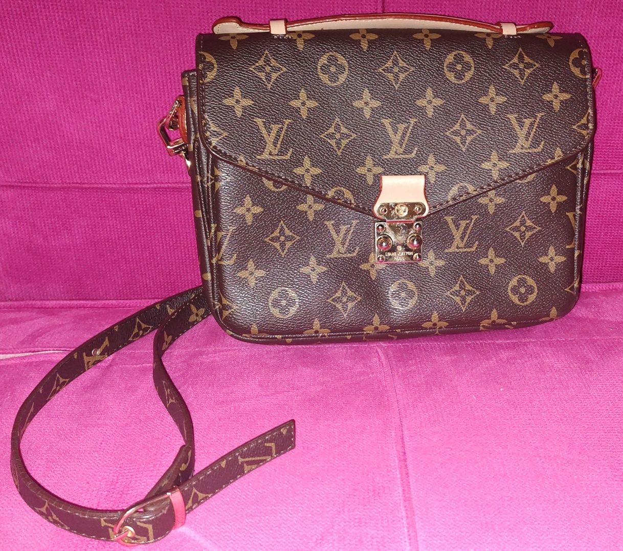 Geanta Louis Vuitton