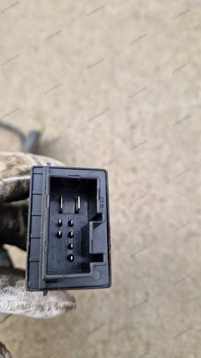 Modul / Releu control pompa combustibil VW Golf 5 plus